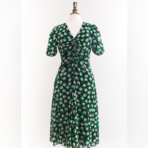 DVF In Charge Reversible Floral Dress - Picture 2 of 12